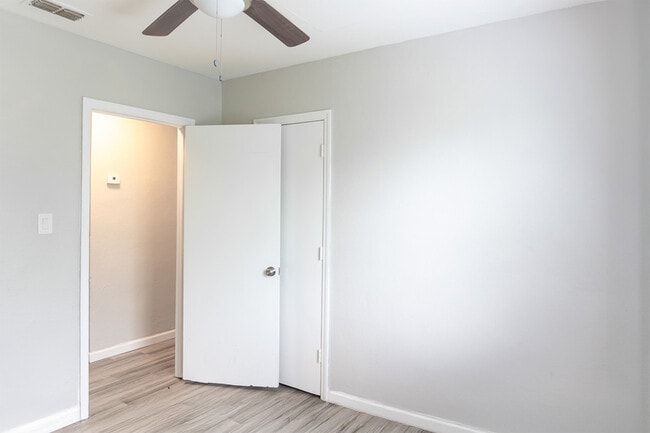 Photo - 1428 Hudson St