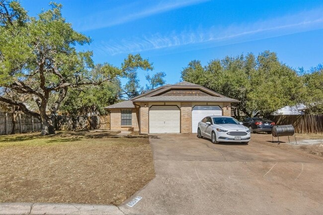 Photo - 8904 Pineridge Dr