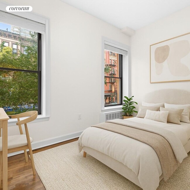 Photo - 77 W 68th St