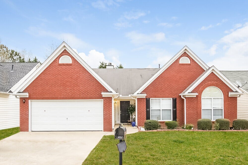 Photo - 920 Glen Oaks Ln