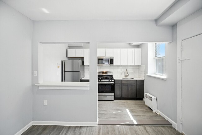 320- Kitchen (2BD) - Claremont Holdings