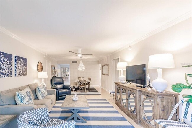 Photo - 1055 W Peppertree Dr Unit 206AA