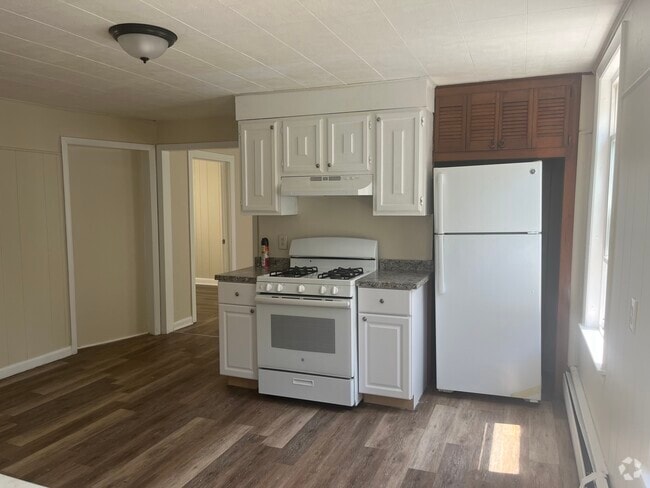 Building Photo - 43 Everard St Unit 2 Rental