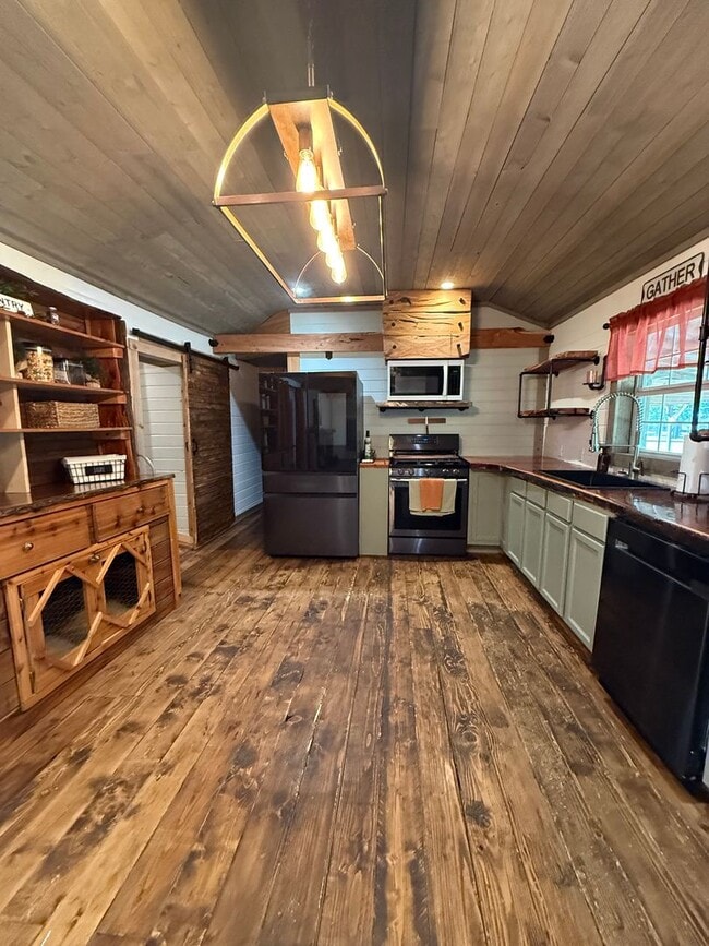 Photo - Beautiful 2 bedroom, 2.5 bath POOL home!!!!