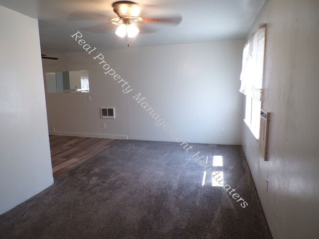 Photo - 929 Mitchell St Unit 1