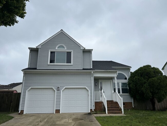 Beautifully renovated 4 bedroom home in Vi... - Beautifully renovated 4 bedroom home in Vi...