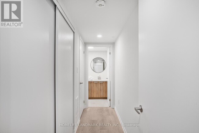 Photo - 97 Matawin Ln