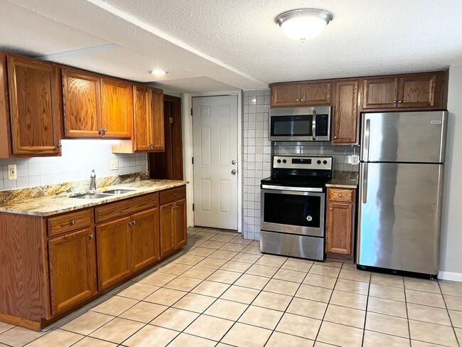 Building Photo - 204 S Main St Unit #6