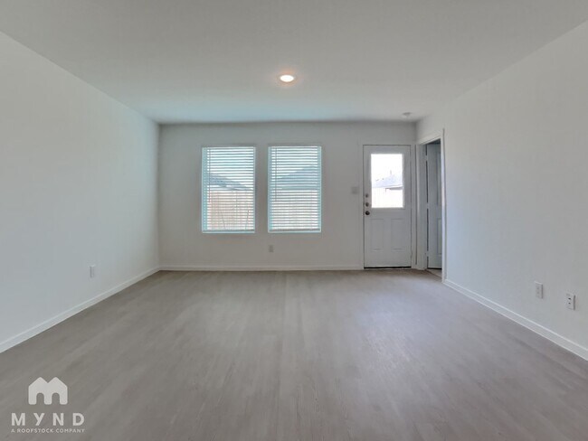 Photo - 415 Indian Blossom