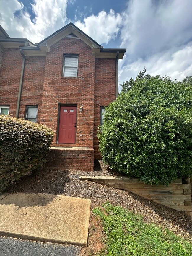 2 bedroom, 2 1/2 bathroom condo - 2 bedroom, 2 1/2 bathroom condo