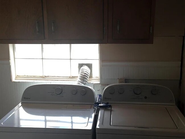 Photo - 148 W Frederick St