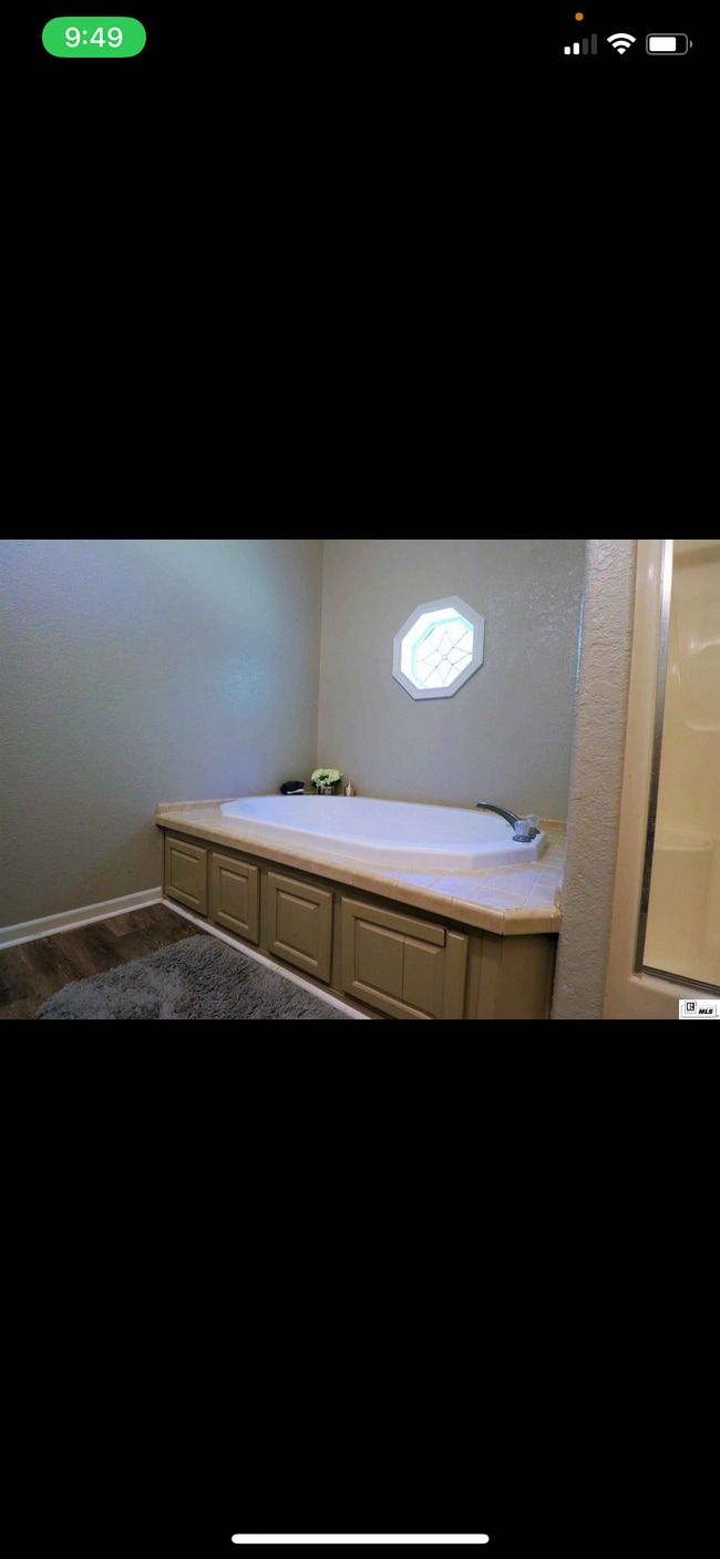 Photo - 451 Murray Cir