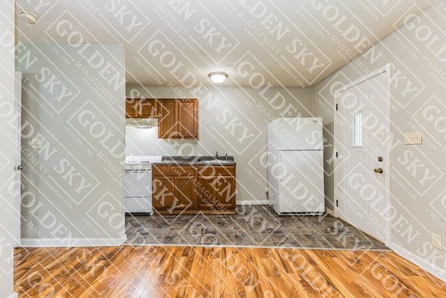 2404 State St Unit 2