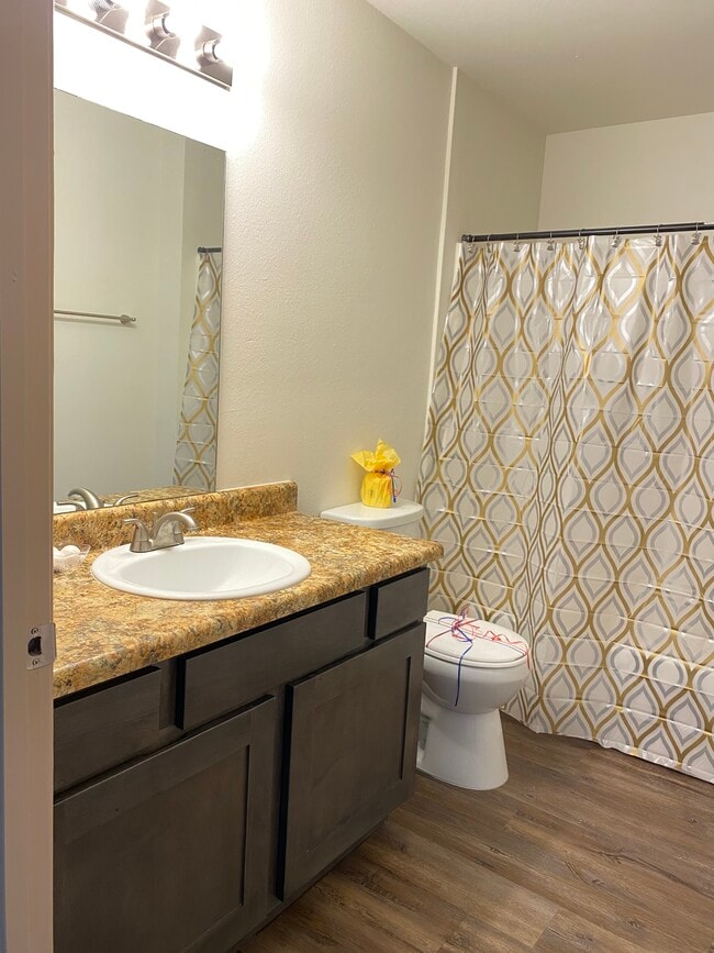 Cuarto de baño para huéspedes - Northstar Apartments