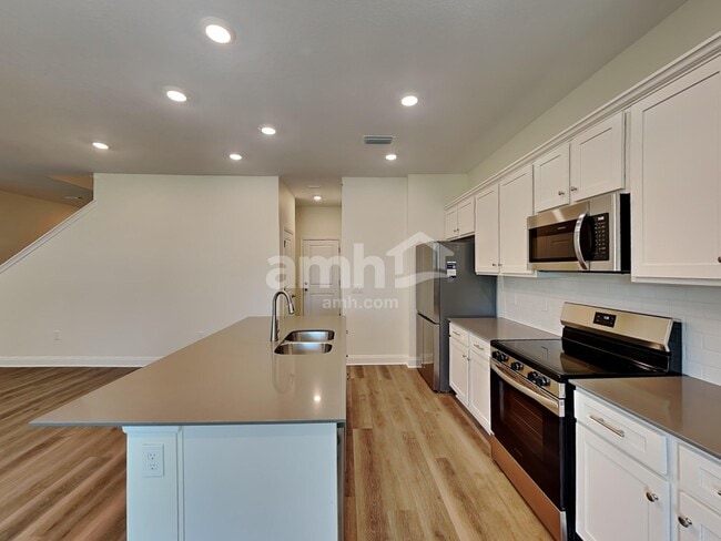 Photo - 1068 Grafton Ridge Dr