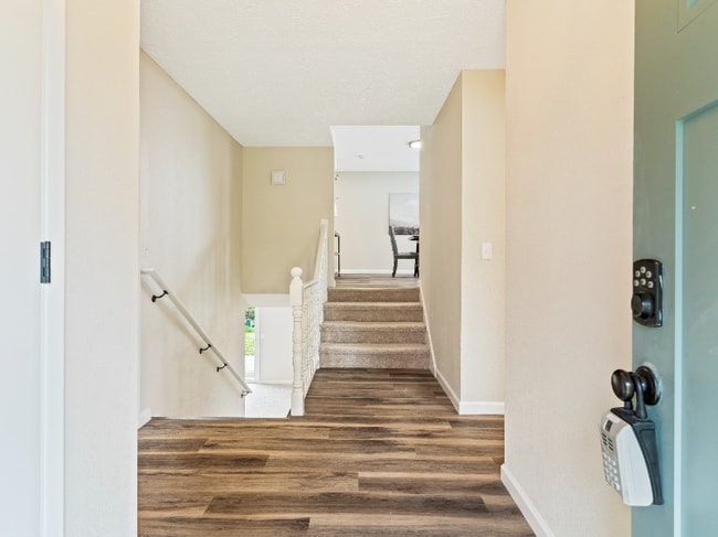 Photo - 2615 E McLoughlin Blvd