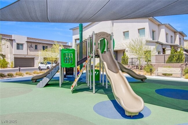 Photo - 600 N Carriage Hill Dr