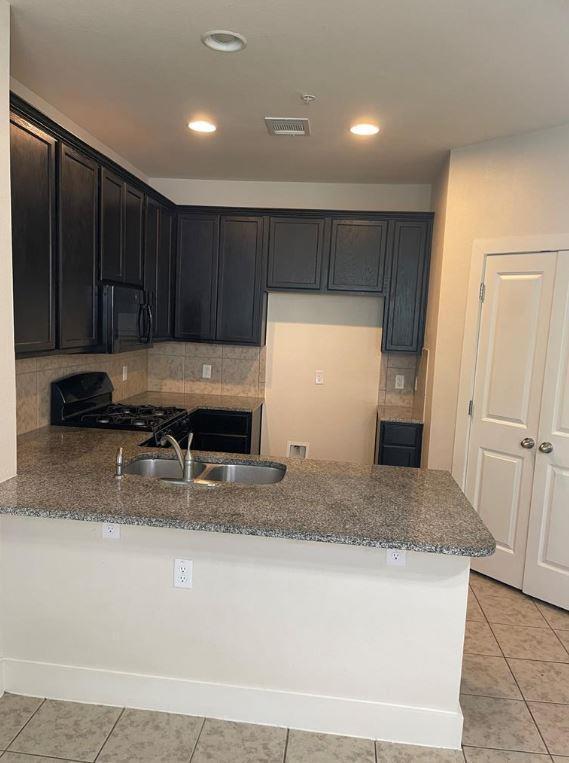 Photo - 2212 Creekside Ln