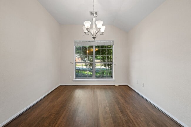 Photo - 3027 Lockeridge Village Dr
