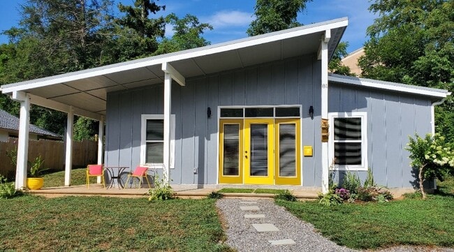 Building Photo - 81 Mount Clare Ave Rental