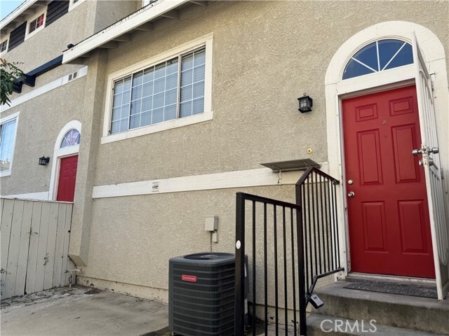 Photo - 5704 Sultana Ave Unidad C