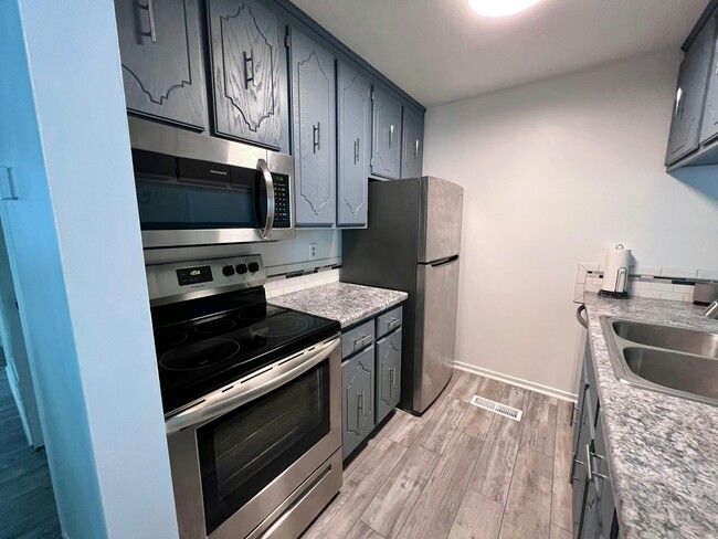 Photo - 8850 Jasmine Ln Townhome
