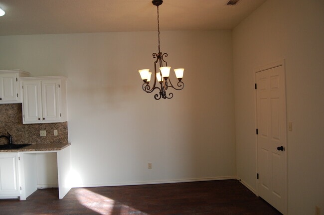 Photo - 4806 66th St Unit B