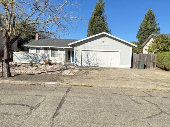 Photo - Single Level House - Rincon Valley - 3bd 2ba - 1788 Square Feet of Living Space