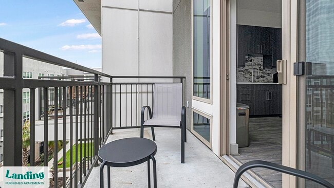 Photo - 3030 Summer St Unit 543