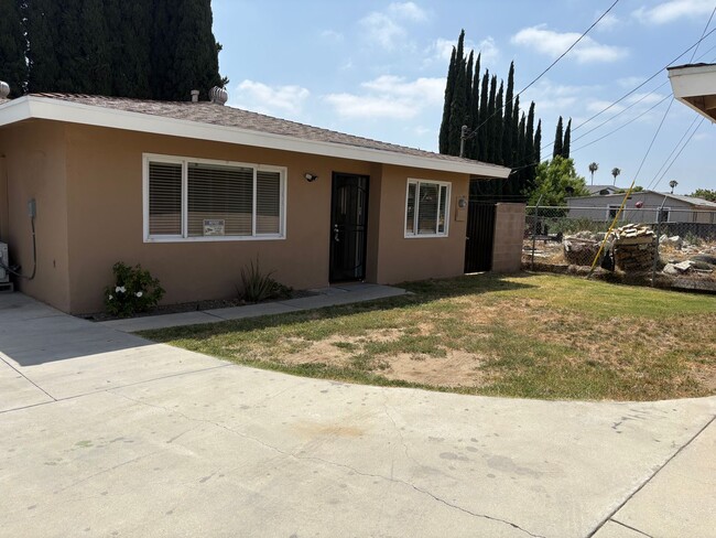 Charming Remodeled 3-Bedroom, 2-Bath in Po... - Charming Remodeled 3-Bedroom, 2-Bath in Po... Casa