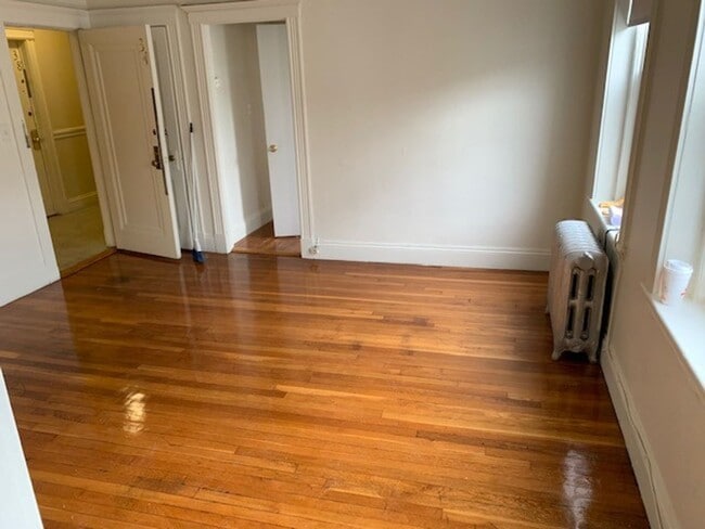 Photo - 9/1 No Fee! Spacious, modern 1BR in Fenway elevator building