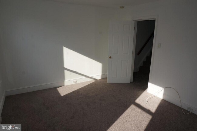 Photo - 221 E Wood St