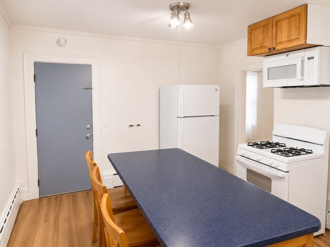 Photo - 15 James St Unit 17
