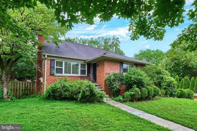 Building Photo - 6613 Denny Pl Rental