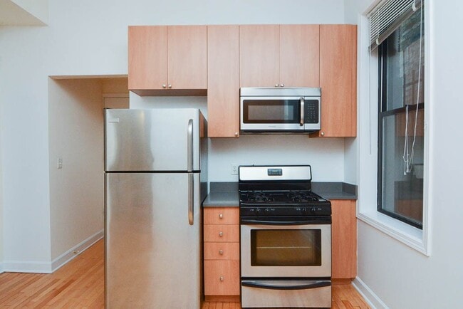 Photo - 2134 W Concord Pl Unit R2