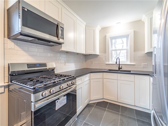 38 Elgrove Rd