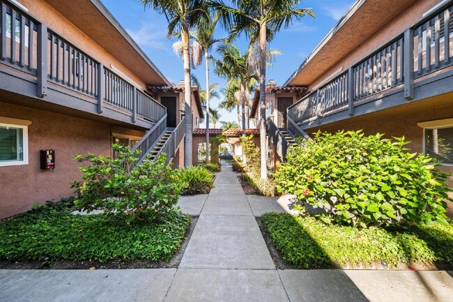 Photo - Fabulous University Heights location! Unidad 5