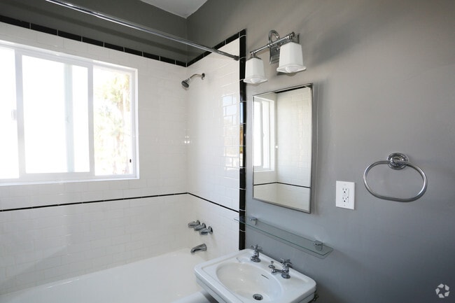 1BR, 1BA-Bathroom