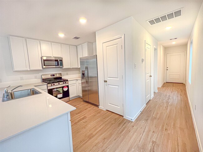 Photo - 21479 Carosella Dr
