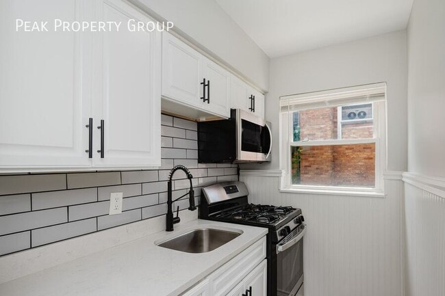 Photo - 5828 Ridge Ave Unidad 6