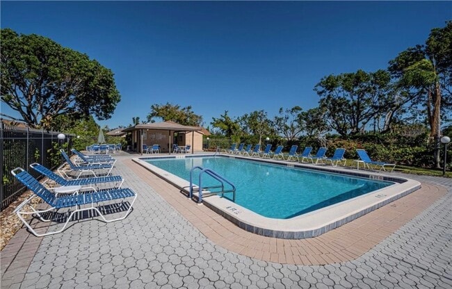 Photo - 9311 Lennex Ln