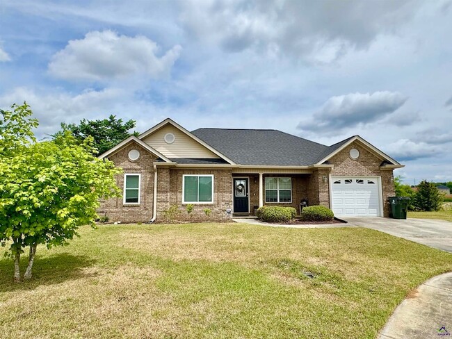 Building Photo - 508 Covington Cove