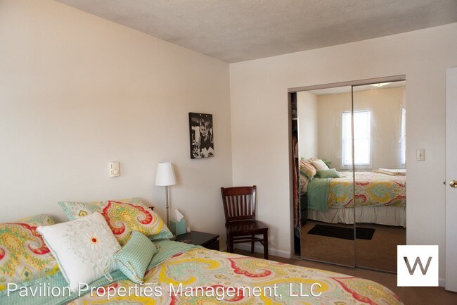 Photo - 400 S Henderson St