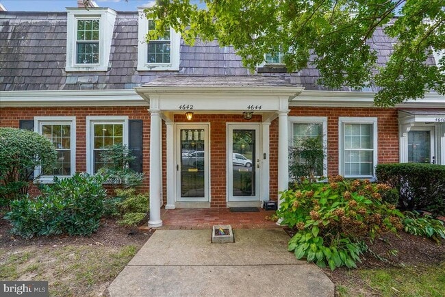 Building Photo - 4642 31st Rd S