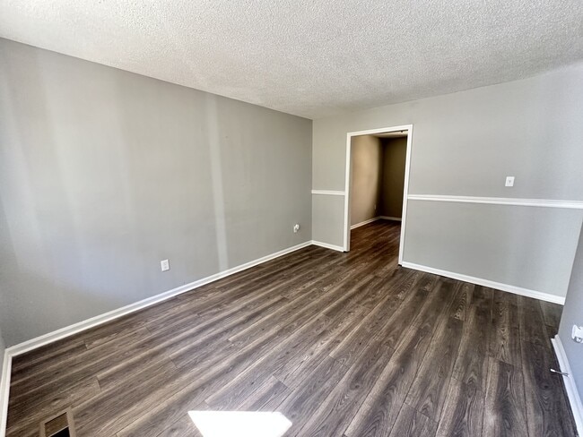 Photo - 1825 5th Way NW