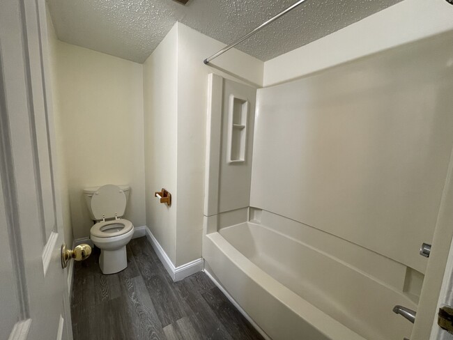 Bathroom - 73 W Thames St Unit 73B