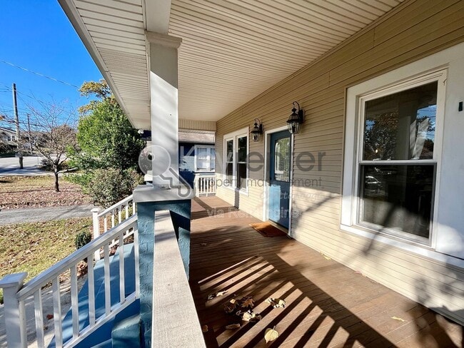 Photo - 705 Barton Ave