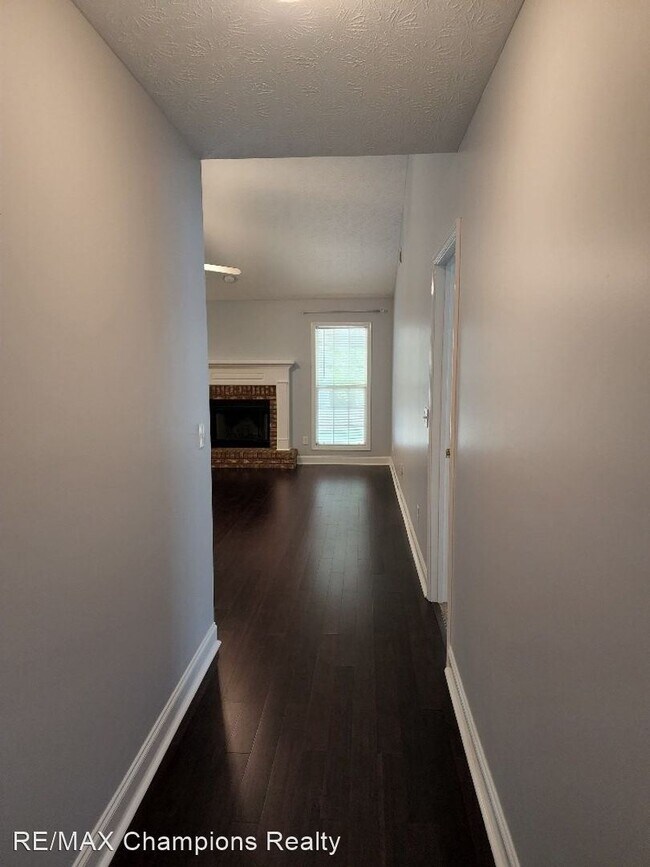 Photo - 3 br, 2 bath House - 8004 Garrett Pines Drive