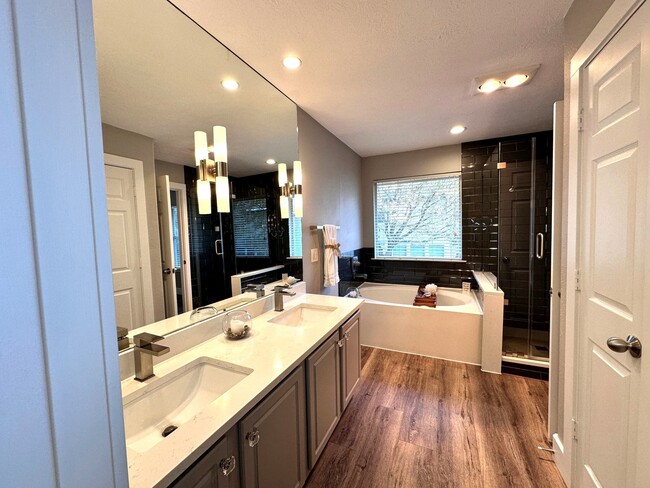 Building Photo - 46 Summer Haze Cir