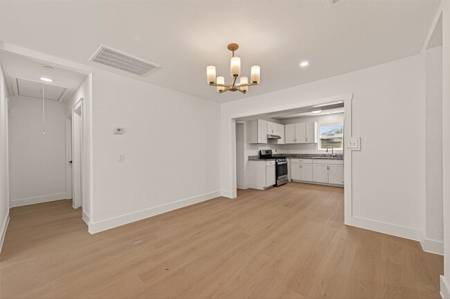 Photo - 3209 McCrarey Dr